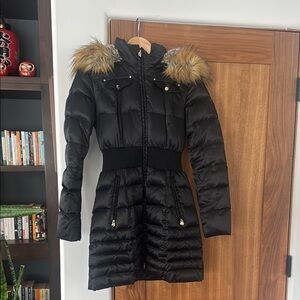 Laundry By Shelli Segal Black Puffer Coat with Faux Fur Trim